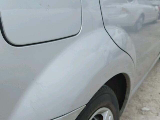 KL1TV55E29B348570 - 2009 CHEVROLET AVEO LS SILVER photo 9