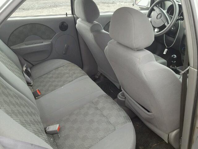 KL1TD52684B146728 - 2004 CHEVROLET AVEO SILVER photo 6