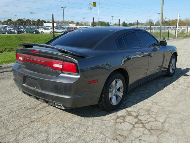 2C3CDXBG0DH688821 - 2013 DODGE CHARGER BLACK photo 4