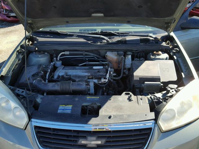 1G1ZS51FX6F247333 - 2006 CHEVROLET MALIBU LS GREEN photo 7