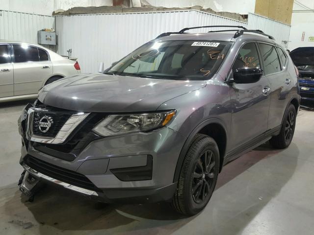 5N1AT2MV7HC812947 - 2017 NISSAN ROGUE SV SILVER photo 2