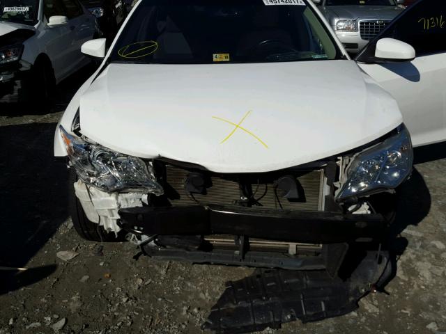 4T1BK1FK4CU513925 - 2012 TOYOTA CAMRY SE WHITE photo 7