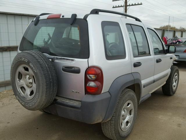 1J4GK48K86W233095 - 2006 JEEP LIBERTY SP SILVER photo 4