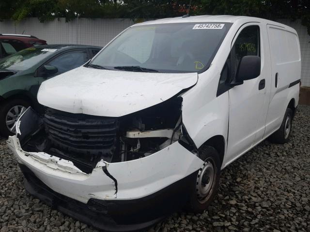 3N63M0ZN6FK717825 - 2015 CHEVROLET CITY EXPRE WHITE photo 2