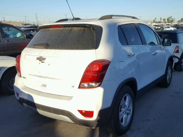 3GNCJLSB0HL217483 - 2017 CHEVROLET TRAX 1LT WHITE photo 4