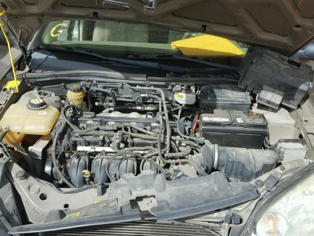 1FAFP36N85W318243 - 2005 FORD FOCUS ZXW BEIGE photo 7