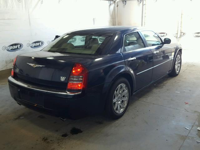 2C3LA63H86H271797 - 2006 CHRYSLER 300C BLUE photo 4