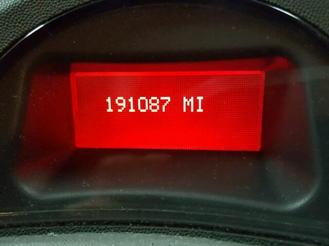 2G2WP552361196546 - 2006 PONTIAC GRAND PRIX SILVER photo 8