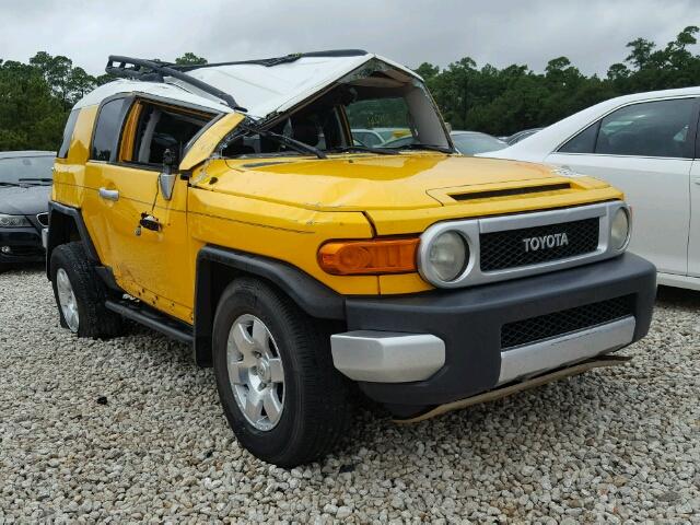 JTEZU11F370004196 - 2007 TOYOTA FJ CRUISER YELLOW photo 1