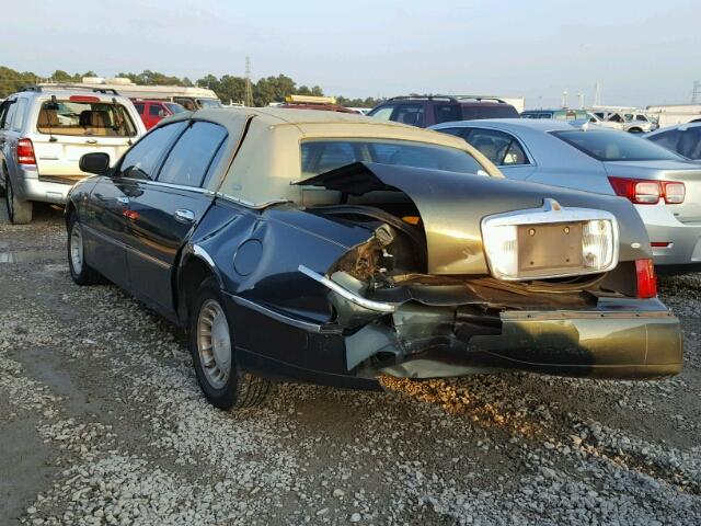 1LNHM81W61Y734746 - 2001 LINCOLN TOWN CAR E GREEN photo 3