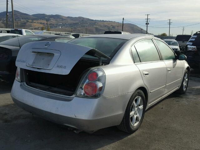 1N4AL11D15C373885 - 2005 NISSAN ALTIMA S SILVER photo 4