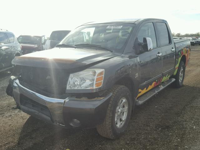 1N6AA07B34N517923 - 2004 NISSAN TITAN XE BLACK photo 2