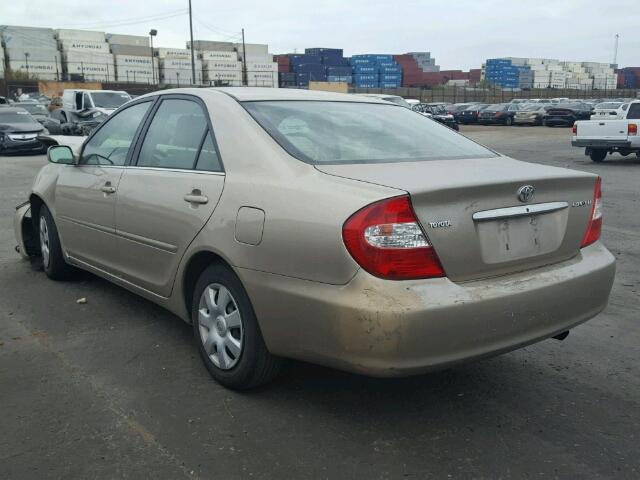 4T1BE32K72U546246 - 2002 TOYOTA CAMRY LE BEIGE photo 3