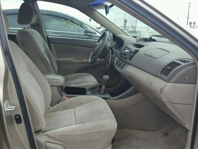 4T1BE32K72U546246 - 2002 TOYOTA CAMRY LE 米色 照片 5