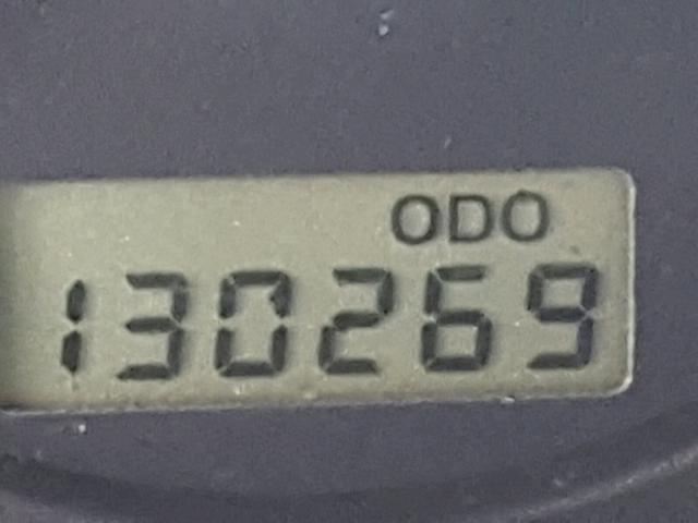 4S6DM58W214402739 - 2001 HONDA PASSPORT E SILVER photo 8