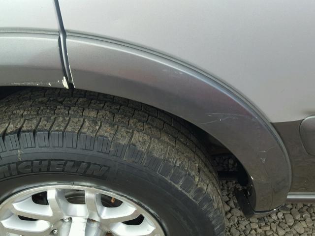 4S6DM58W214402739 - 2001 HONDA PASSPORT E SILVER photo 9