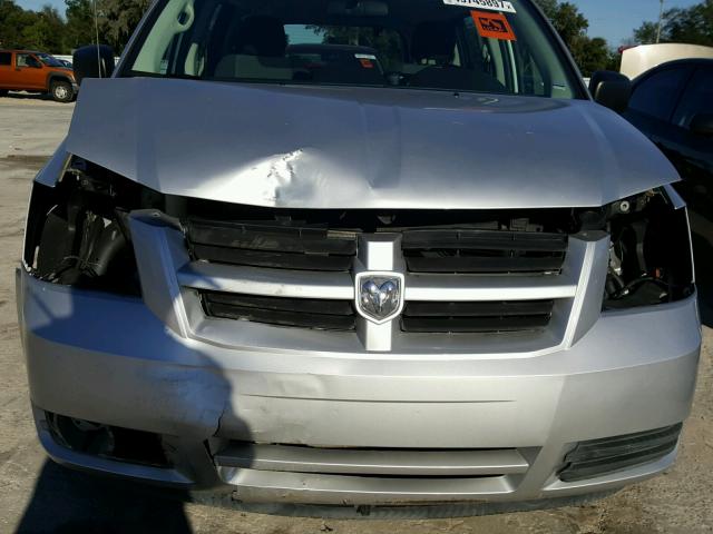 1D8HN44H08B188614 - 2008 DODGE GRAND CARA SILVER photo 9