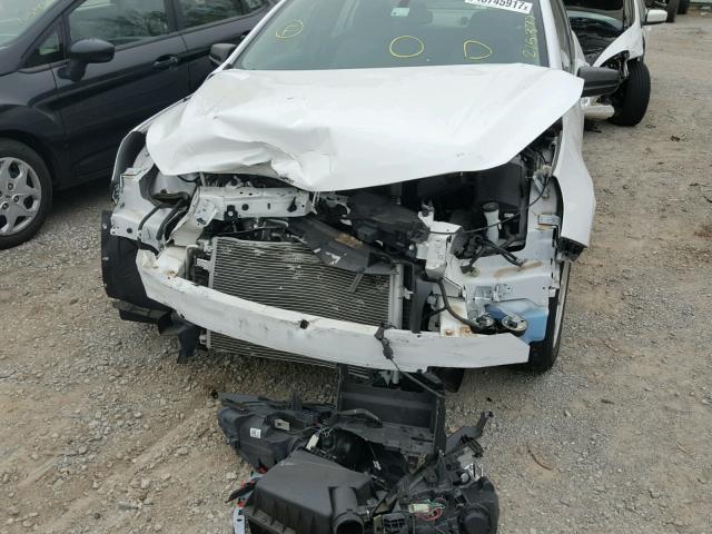 1G11B5SA6DF215377 - 2013 CHEVROLET MALIBU LS WHITE photo 9