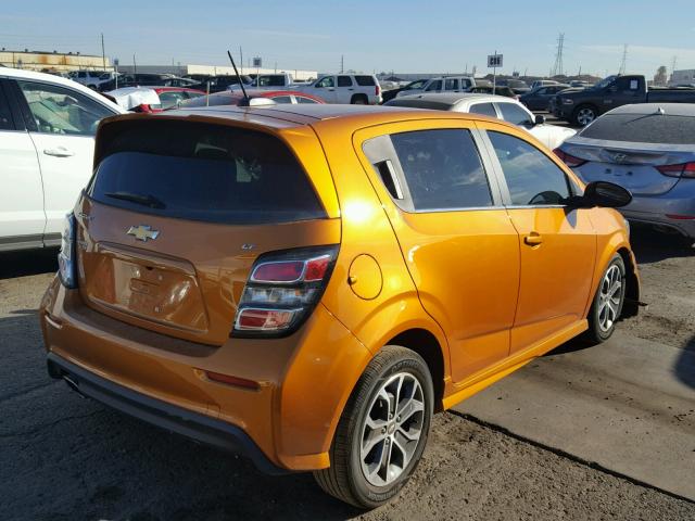 1G1JD6SH3H4157792 - 2017 CHEVROLET SONIC LT ORANGE photo 4