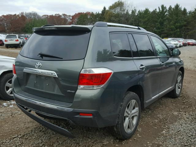 5TDDK3EH6DS225330 - 2013 TOYOTA HIGHLANDER GRAY photo 4