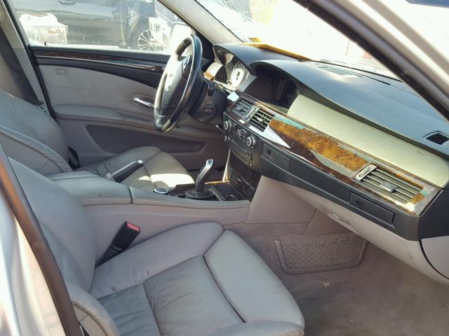 WBANW13578CZ71814 - 2008 BMW 535 I SILVER photo 5