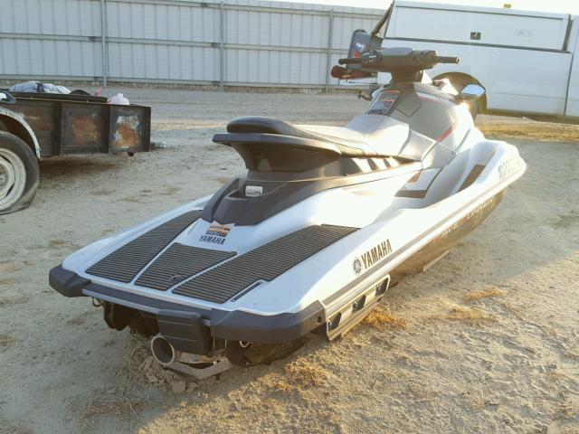 YAMA2977B717 - 2017 YAMAHA MARINE LOT TWO TONE photo 4