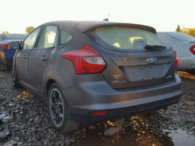 1FADP3K26DL112549 - 2013 FORD FOCUS SE GRAY photo 3