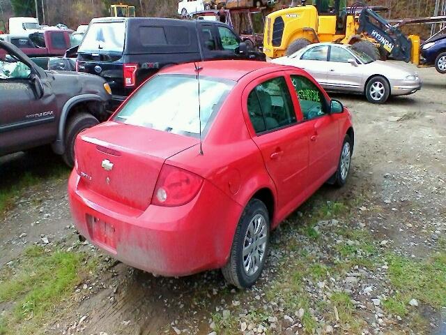 1G1AS58H997110516 - 2009 CHEVROLET COBALT LS RED photo 4