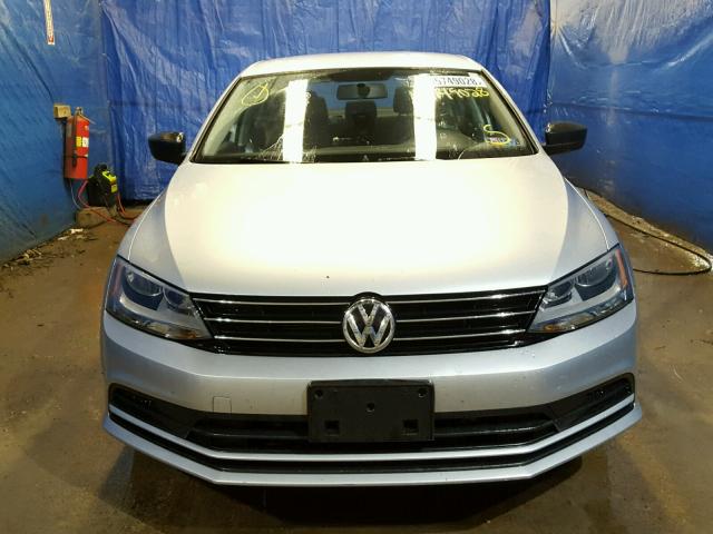 3VW2K7AJ5FM278317 - 2015 VOLKSWAGEN JETTA BASE Արծաթագույն լուսանկար 9
