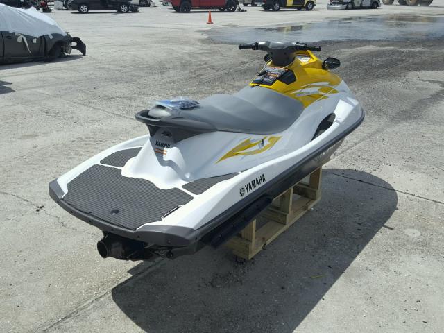 YAMA3589D616 - 2016 YAMAHA MARINE LOT WHITE photo 4