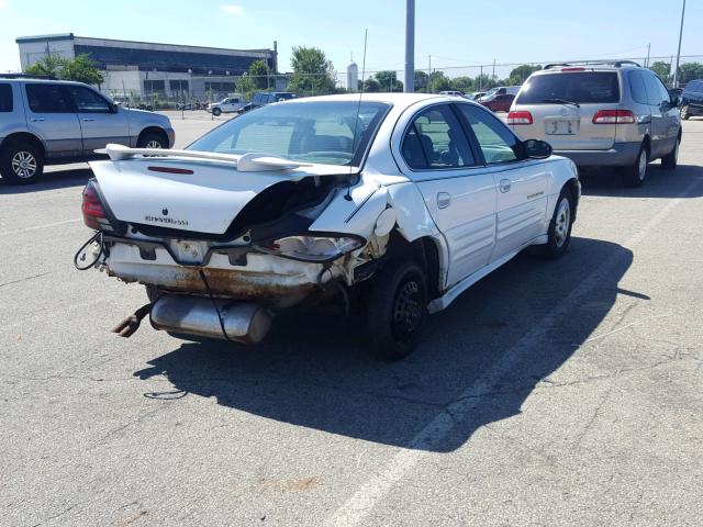 1G2NF52F02C166530 - 2002 PONTIAC GRAND AM S WHITE photo 4