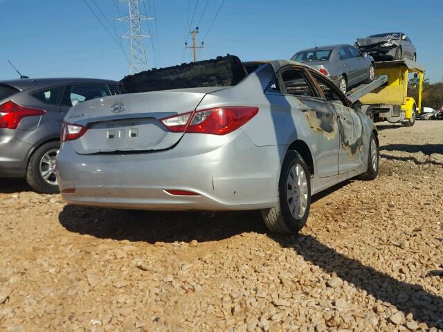 5NPEB4AC7CH461803 - 2012 HYUNDAI SONATA GLS SILVER photo 4