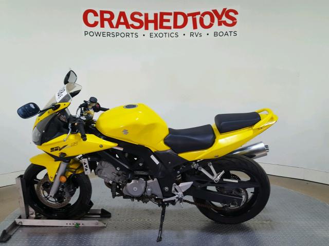 JS1VP53A652101052 - 2005 SUZUKI SV650 YELLOW photo 5