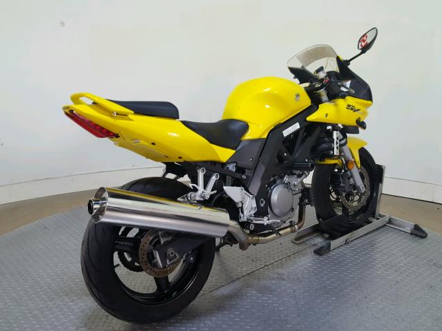 JS1VP53A652101052 - 2005 SUZUKI SV650 YELLOW photo 8