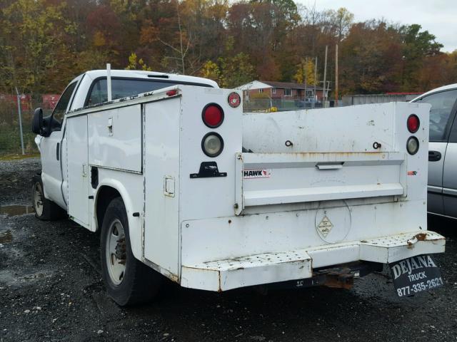 1FDNF20505EB83689 - 2005 FORD F250 SUPER WHITE photo 3