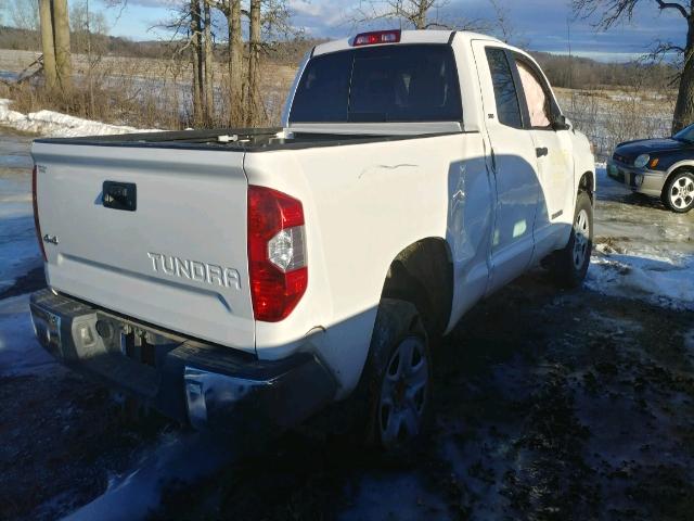 5TFUM5F12GX069230 - 2016 TOYOTA TUNDRA DOU WHITE photo 4