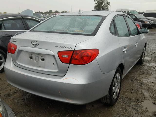 KMHDU46D09U672617 - 2009 HYUNDAI ELANTRA GL SILVER photo 4