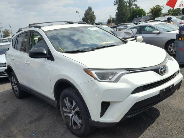 JTMZFREVXHJ128752 - 2017 TOYOTA RAV4 LE WHITE photo 1