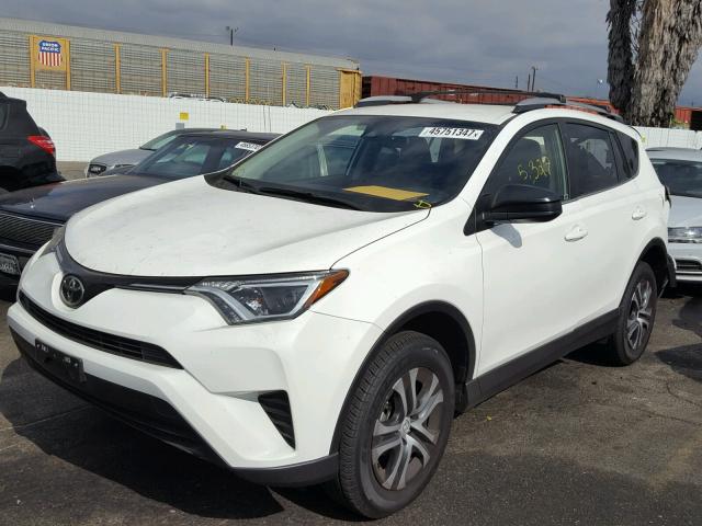 JTMZFREVXHJ128752 - 2017 TOYOTA RAV4 LE Ağ foto 2