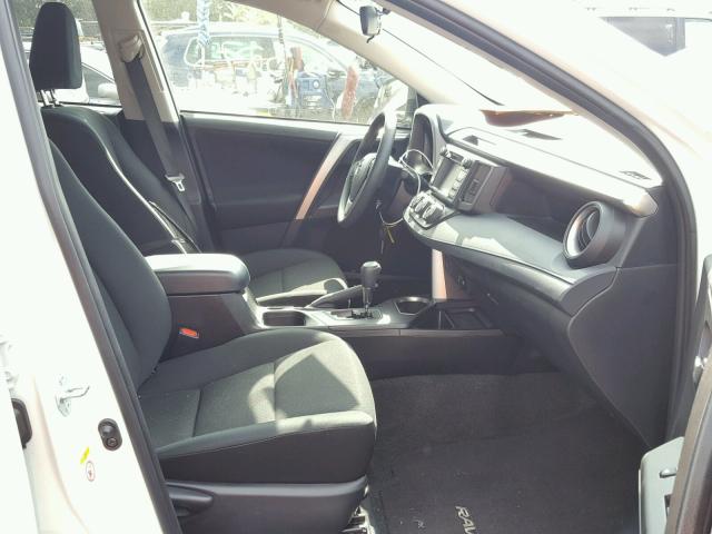 JTMZFREVXHJ128752 - 2017 TOYOTA RAV4 LE Ağ foto 5