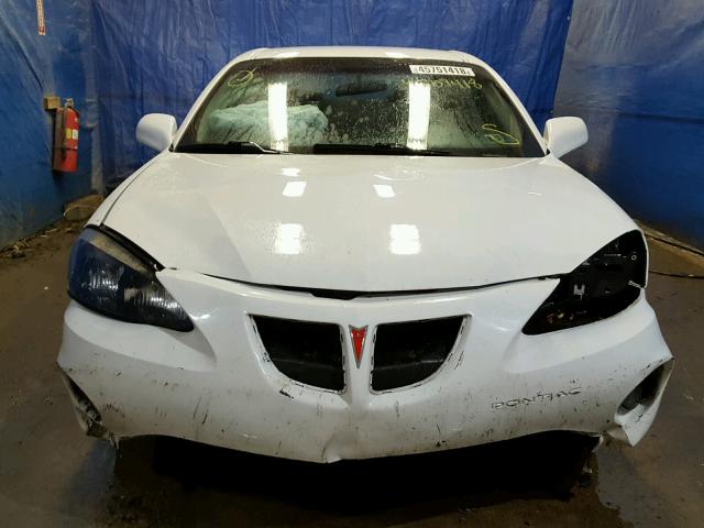 2G2WS522141124003 - 2004 PONTIAC GRAND PRIX Білий фото 9