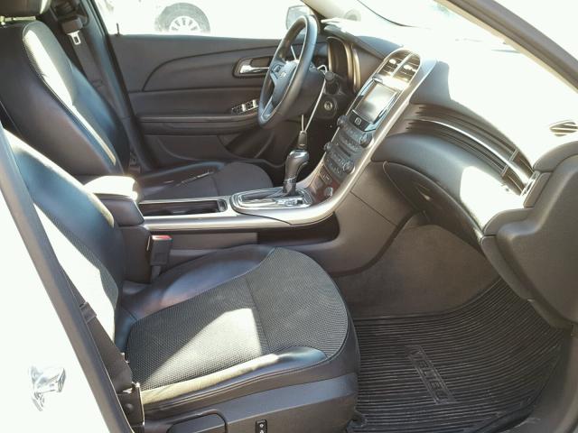 1G11C5SA5DF205856 - 2013 CHEVROLET MALIBU 1LT თეთრი ფოტო 5