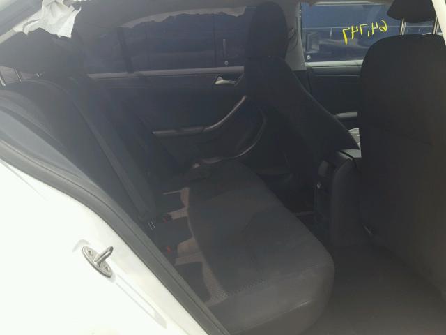 3VW2K7AJ3EM412028 - 2014 VOLKSWAGEN JETTA BASE თეთრი ფოტო 6