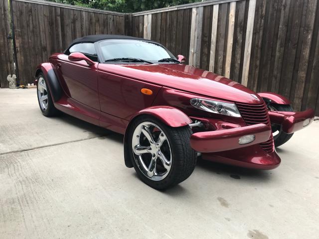 1C3EW65G12V101961 - 2002 CHRYSLER PROWLER MAROON photo 1