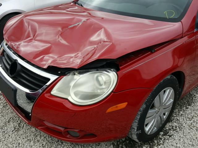 WVWAA71F67V037709 - 2007 VOLKSWAGEN EOS BASE RED photo 9