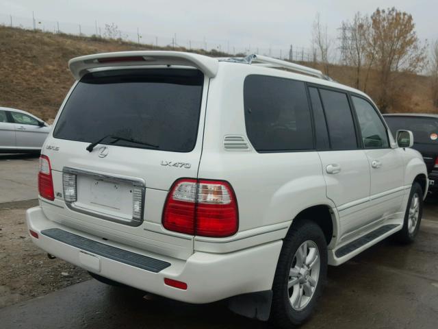 JTJHT00W743541286 - 2004 LEXUS LX WHITE photo 4