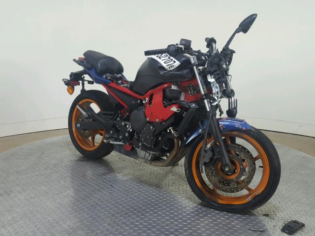 KM4MJ5272A1700052 - 2010 HYOSUNG GT250 RED photo 2