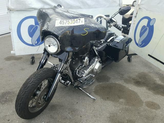 1HD1FRM31DB693679 - 2013 HARLEY-DAVIDSON FLHRC ROAD BLACK photo 2