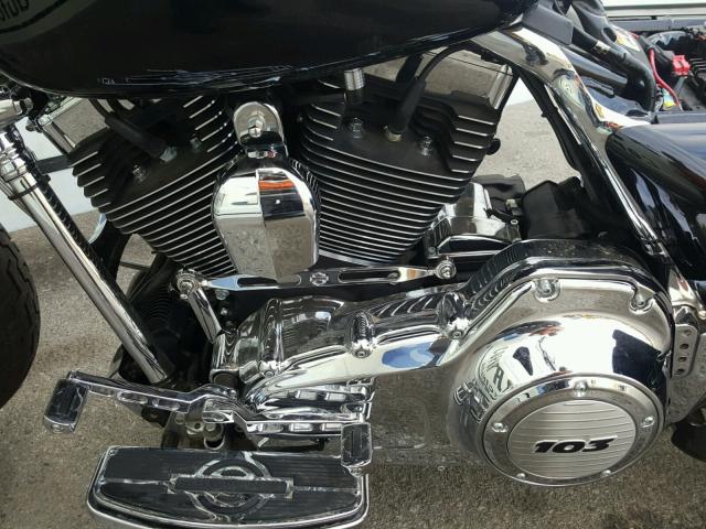 1HD1FRM31DB693679 - 2013 HARLEY-DAVIDSON FLHRC ROAD BLACK photo 7