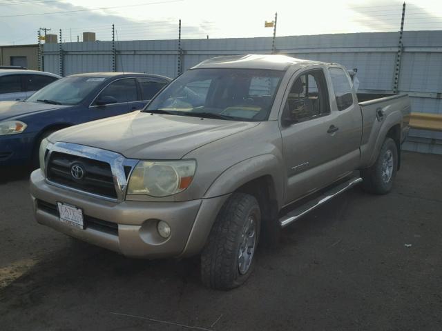 5TETU62N45Z073165 - 2005 TOYOTA TACOMA PRE BROWN photo 2